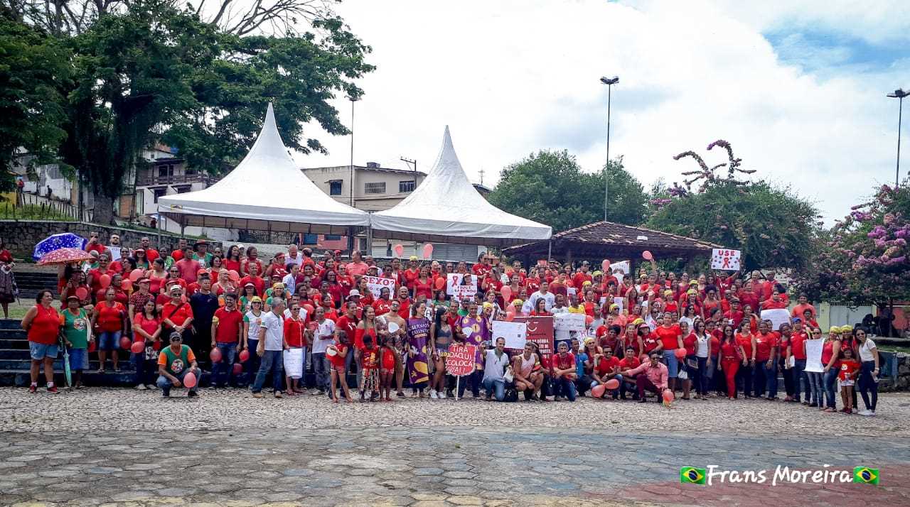 Caminhada do dezembro vermelho